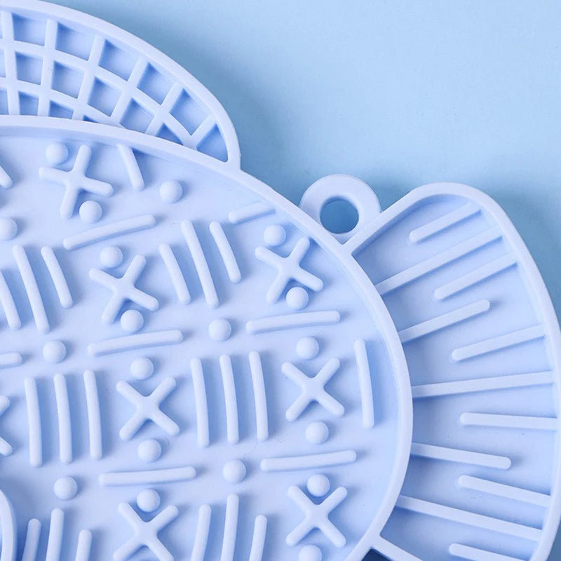 Calm Lick Mat – KishiDoodles Enrichment Series